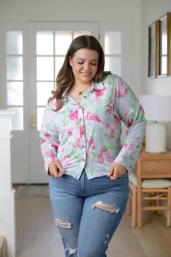 Hazel Blues® |  Thinking On It Open Back Floral Top For Sale - Image 3
