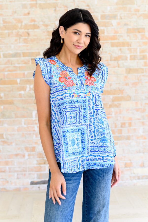 Hazel Blues® |  Keep Me Coming V-Neck Top in Ivory Royal on Sale